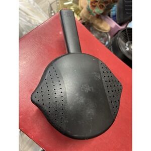 PAMPERED CHEF 4 cup 1qt. Micro Cooker Steamer Black